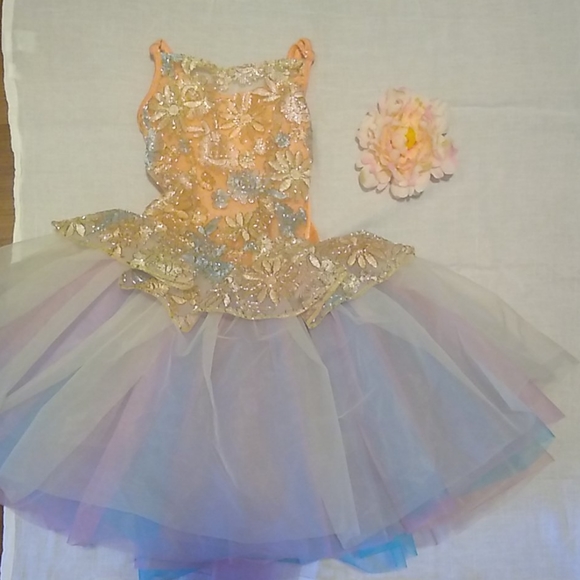 Girl's dance recital leotard - Picture 2 of 5